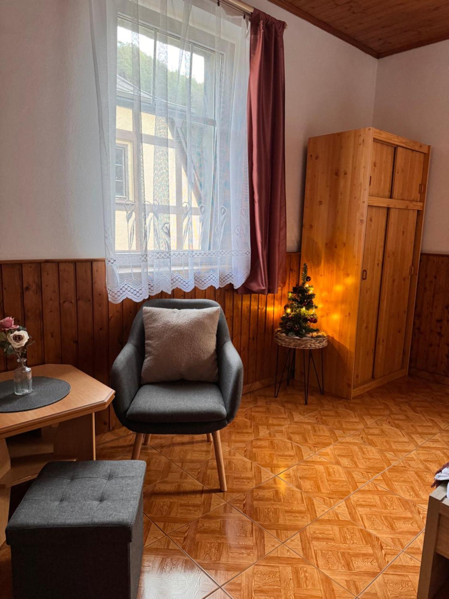 Hrensko 27 Apartmany Exterior foto