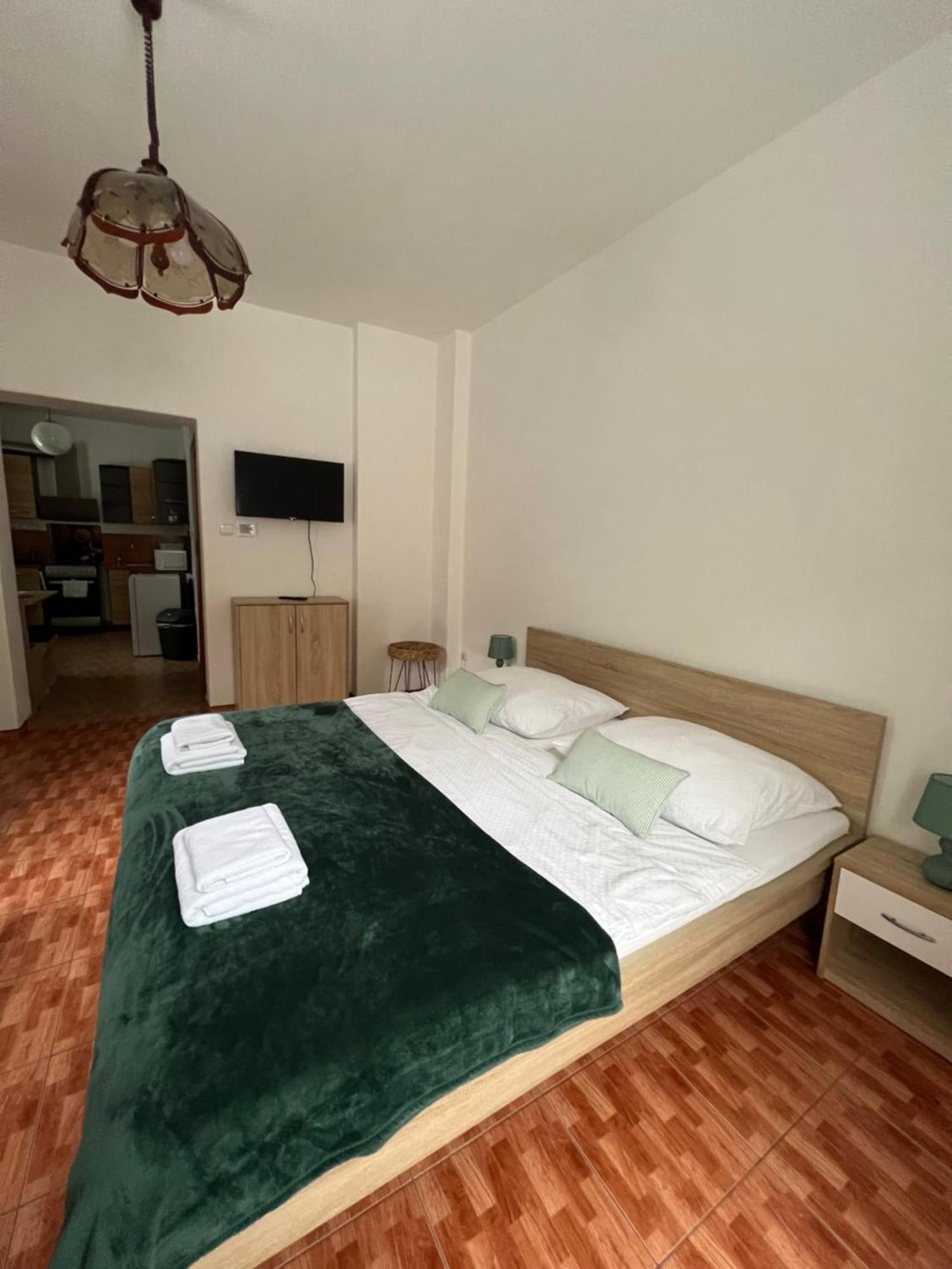 Hrensko 27 Apartmany Exterior foto