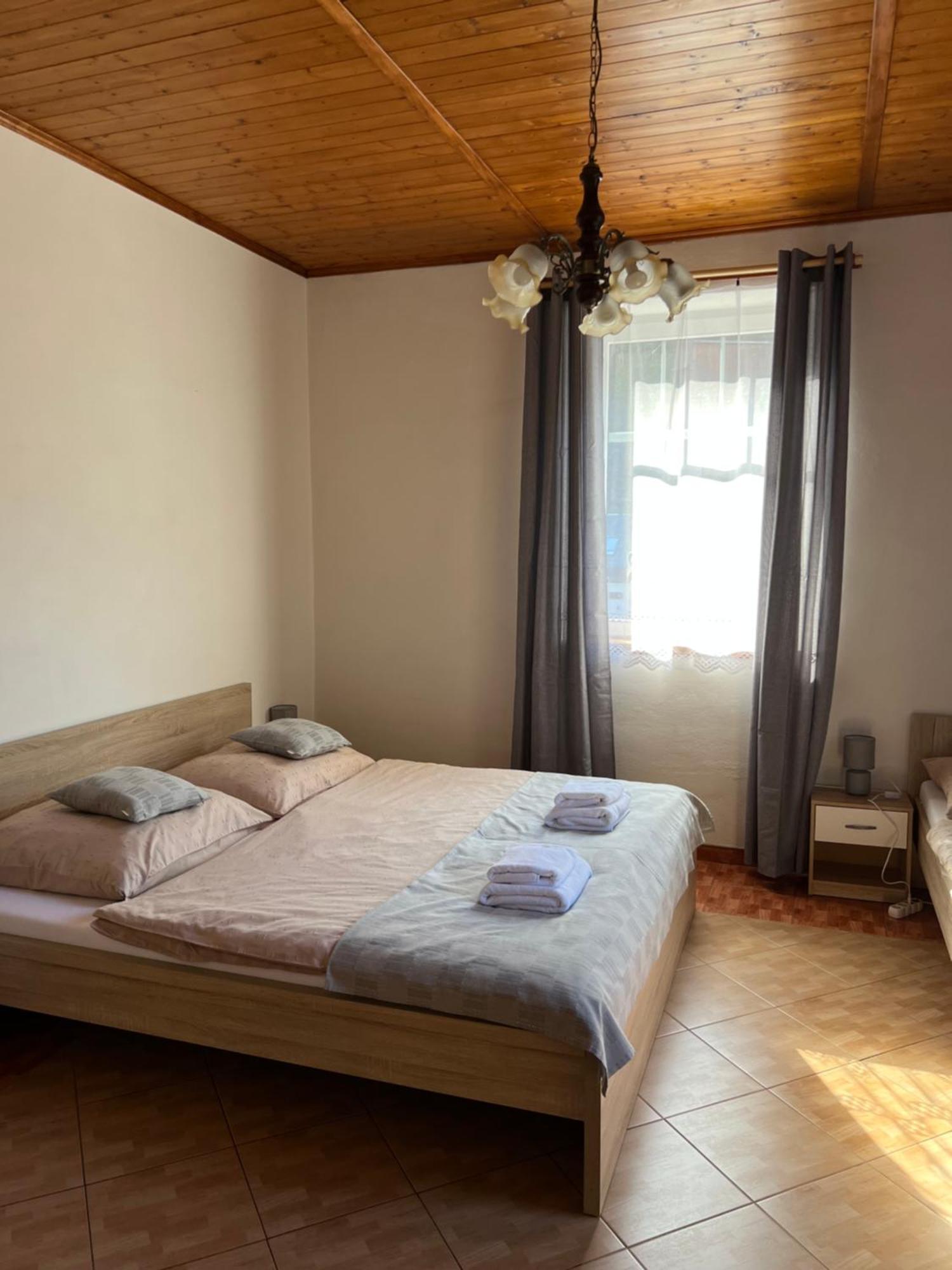 Hrensko 27 Apartmany Exterior foto